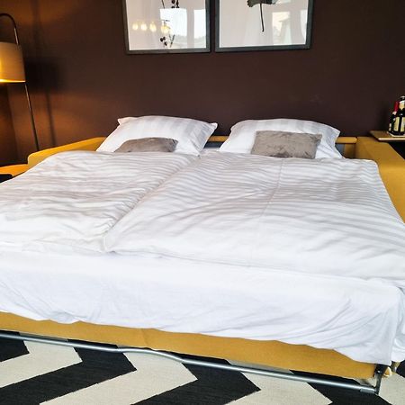 Maremar - Design Maisonette Altstadt - 4 Pers - 57Qm - Luxus Boxspringbett - Kueche - Arbeitsplatz - Privater Parkplatz Greiz Luaran gambar