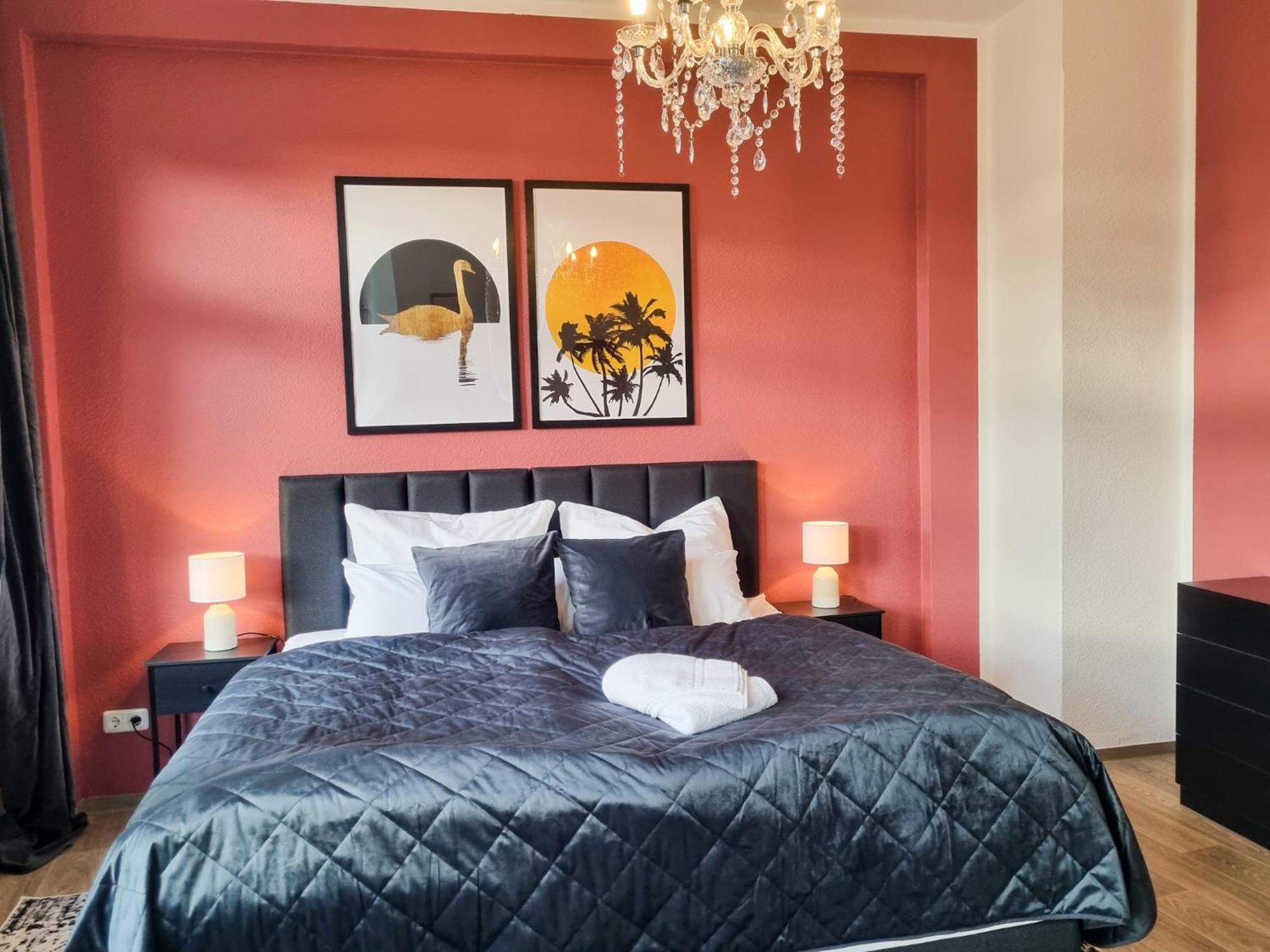 Maremar - Design Maisonette Altstadt - 4 Pers - 57Qm - Luxus Boxspringbett - Kueche - Arbeitsplatz - Privater Parkplatz Greiz Luaran gambar